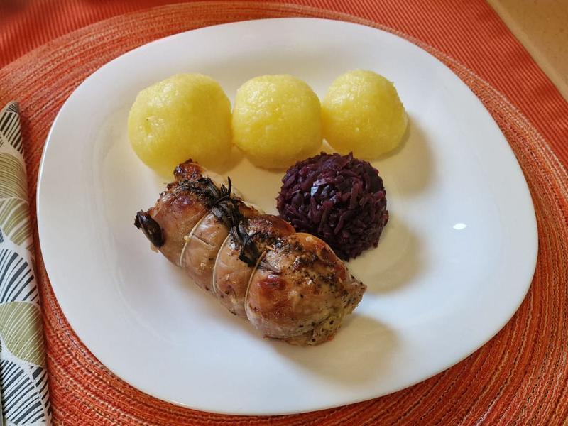 picture for Pulpă de Iepure Umplută cu Găluște de Cartofi