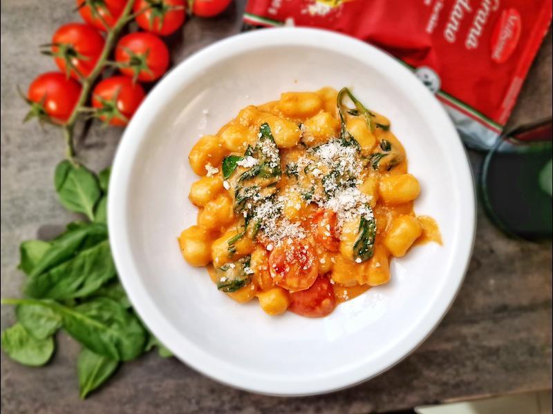 picture for Gnocchi cu Spanac și Roșii