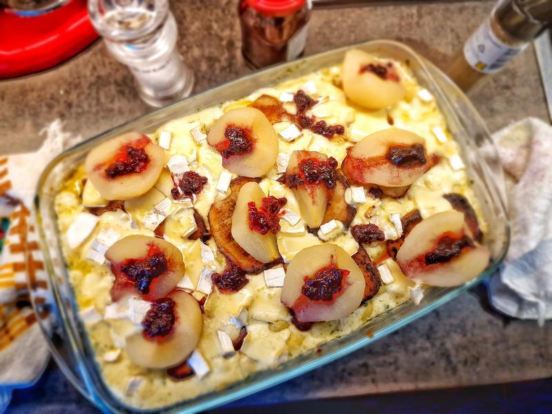 picture for File de Porc cu Gnocchi, Pere, Afine și Brie